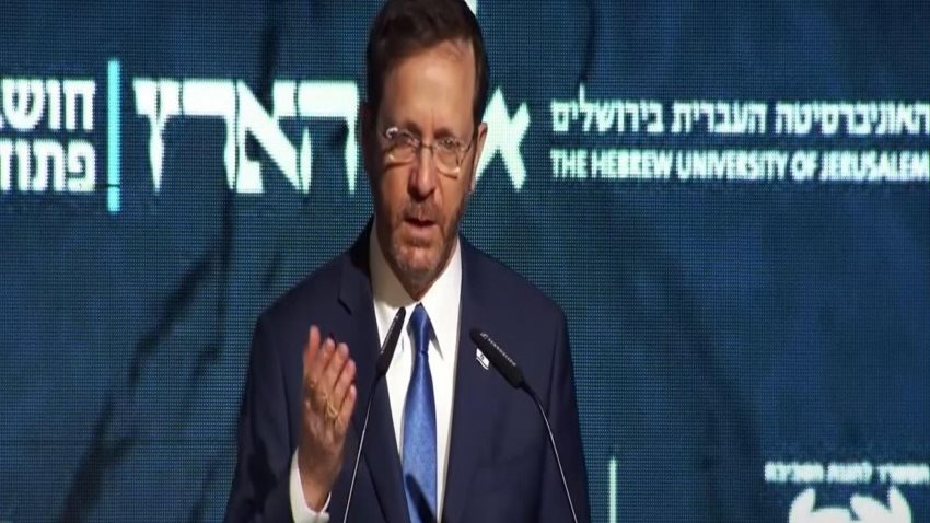 الرئيس الإسرائيلي يؤكد أنه سيقوم بزيارة رسمية لـ تركيا