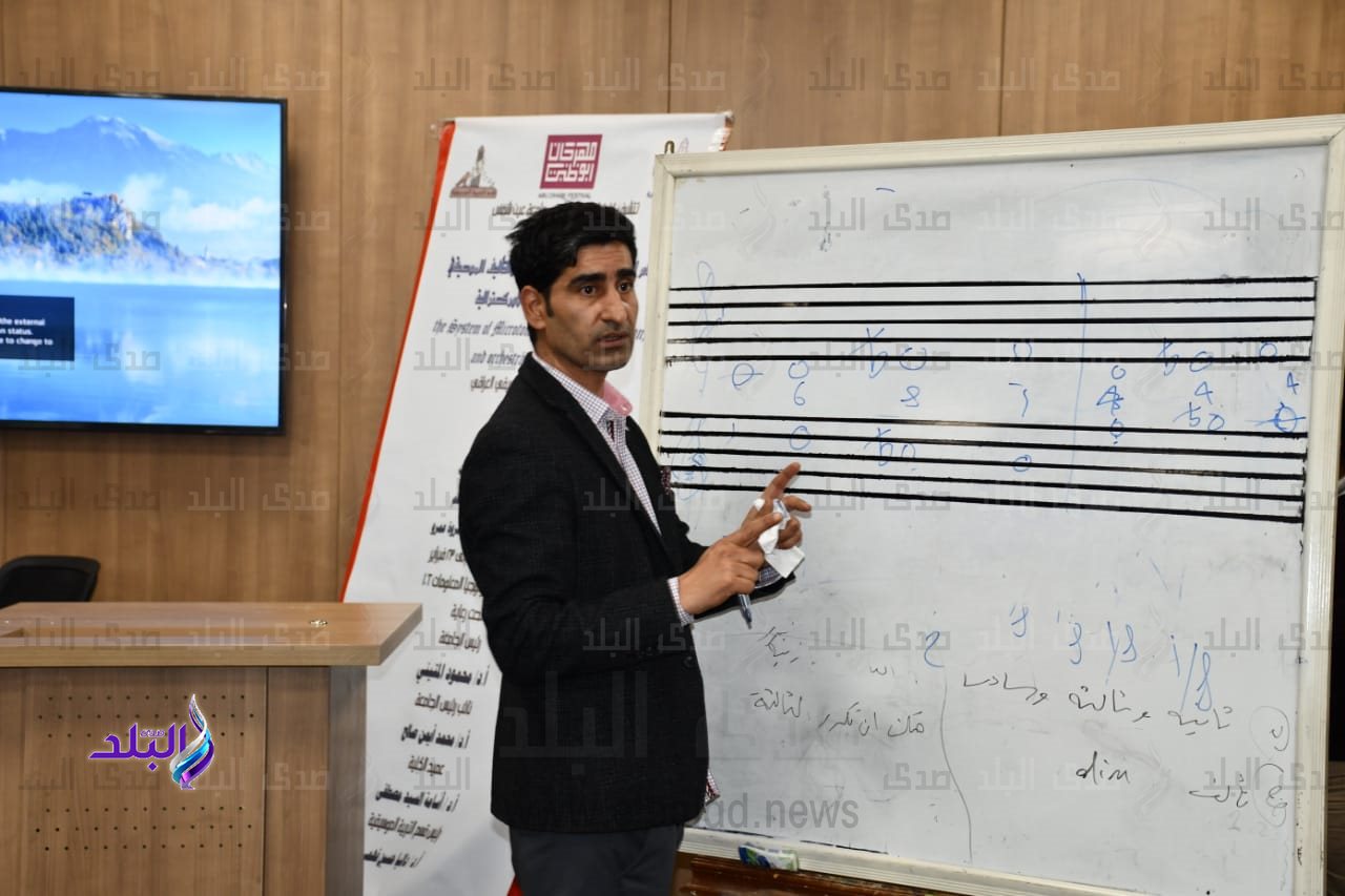 فاعليات ورشة عمل المؤلف العراقى قتيبة النعيمى بجامعة عين شمس