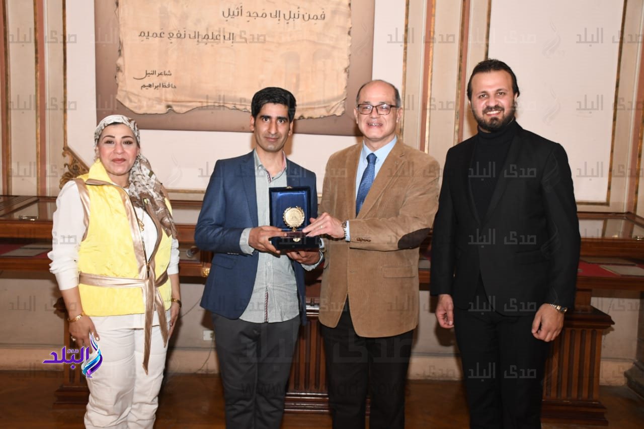 فاعليات ورشة عمل المؤلف العراقى قتيبة النعيمى بجامعة عين شمس