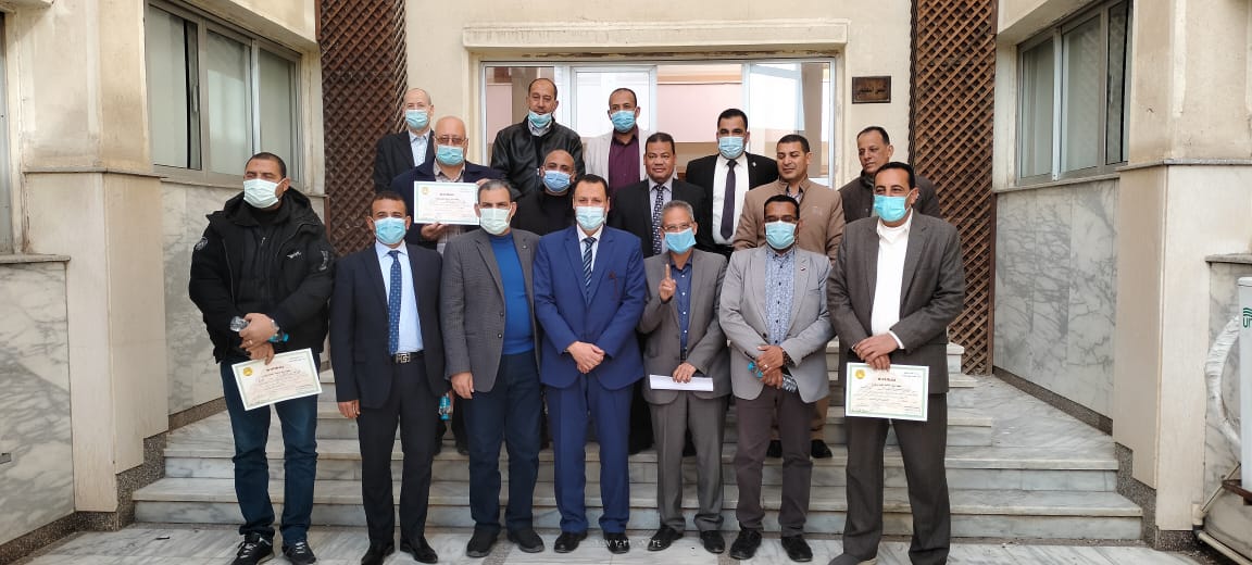 خريجي الدورات التدريبية بمركز سقارة