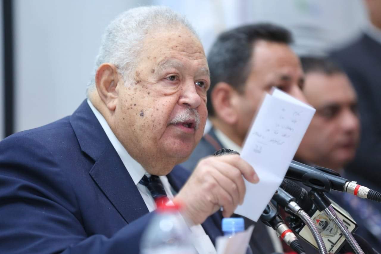 رجائي عطية نقيب المحامين 