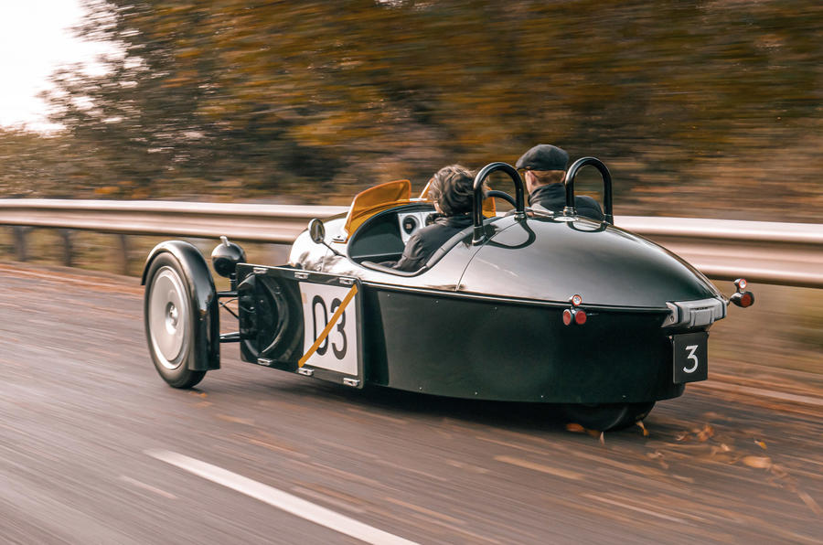  سيارة Morgan Super 3 موديل 2022 