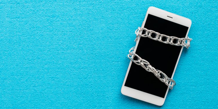 دول حجبت مواقع التواصل الاجتماعي لأسباب مختلفة