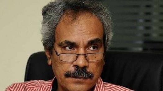 الكاتب الراحل محمود الكردوسى