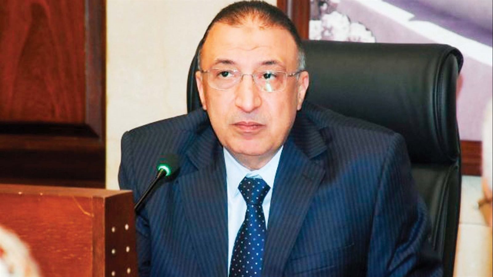 اللواء محمد الشريف محافظ الإسكندرية اللواء محمد الشريف محافظ الإسكندرية