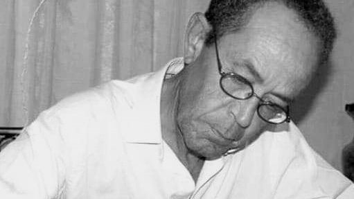 الشاعر التونسي الراحل  الشاعر التونسي الراحل