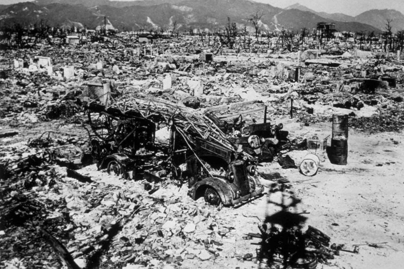 أرشيفية - أضرار قنبلة هيروشيما