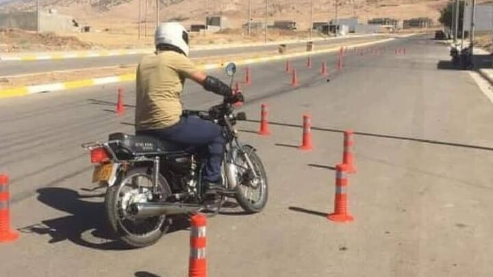 استخراج رخصة قيادة دراجة نارية 2025.. الخطوات والطريقة