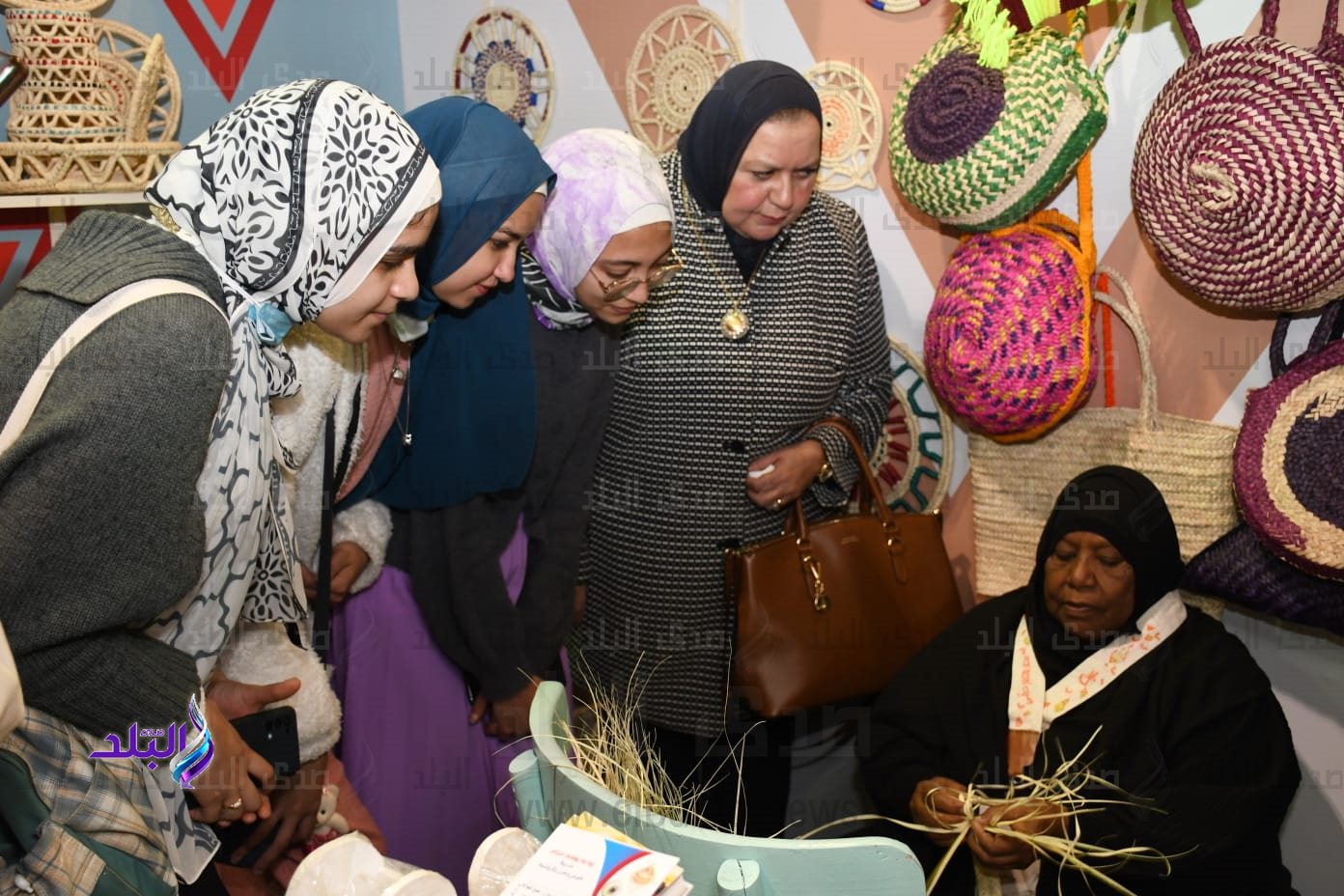 زيارة جامعة عين شمس لمعرض 