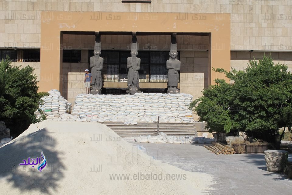 تأمين متحف حل أثناء الحرب (1)