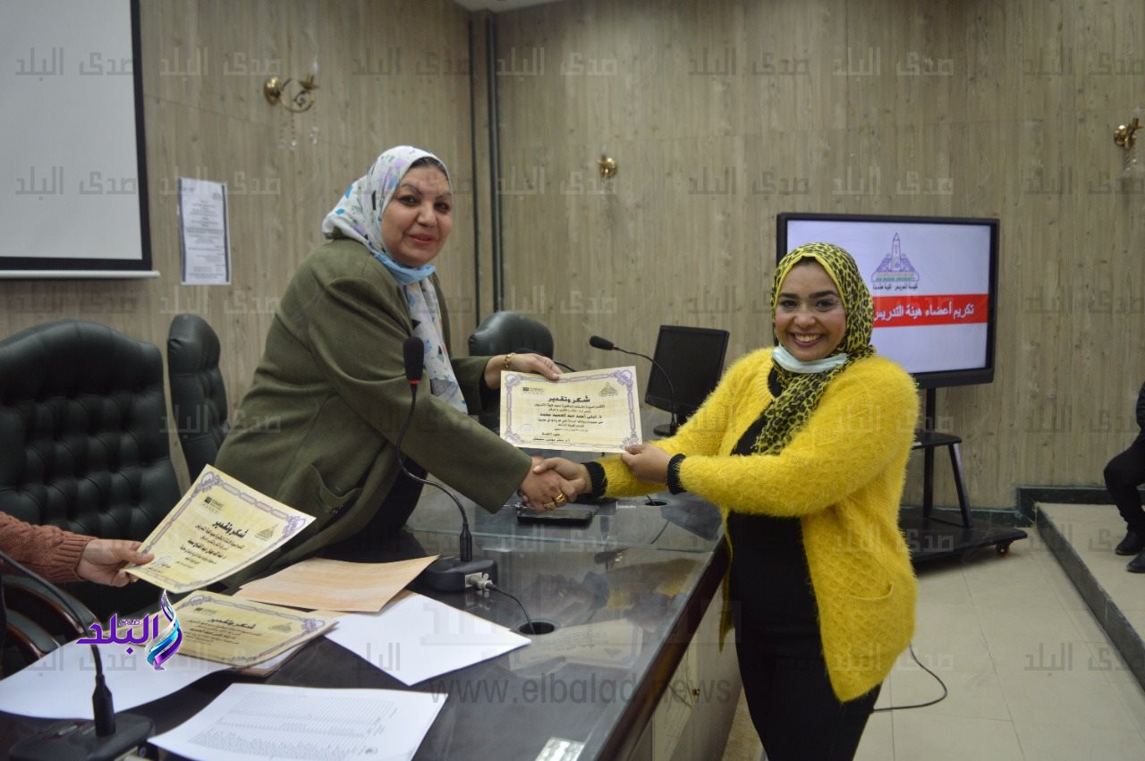 تمريض عين شمس تكرم أعضاء هيئة التدريس 