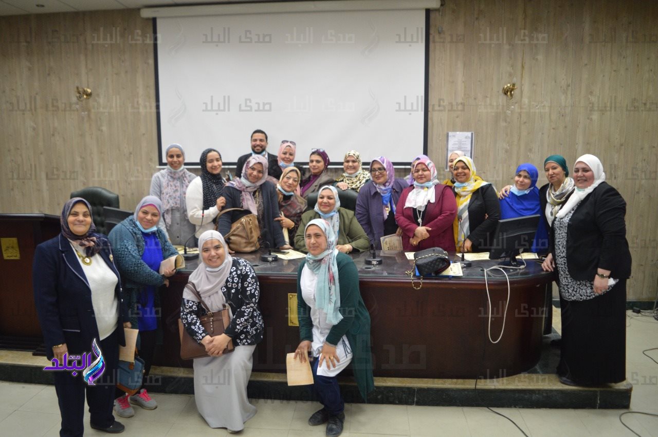 تمريض عين شمس تكرم أعضاء هيئة التدريس 