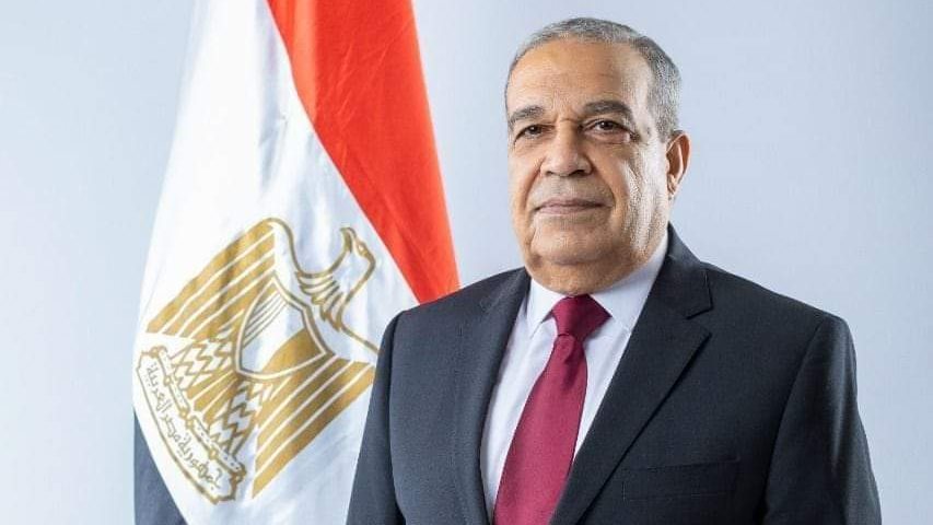 وزير الإنتاج الحربي 