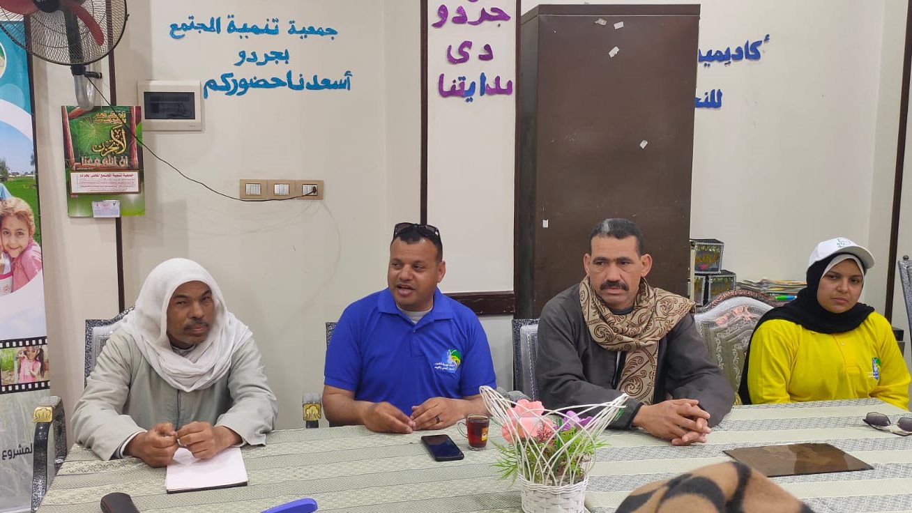 ندوات التوعية بحياة كريمة بقرى الفيوم