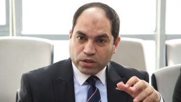 عمرو درويش