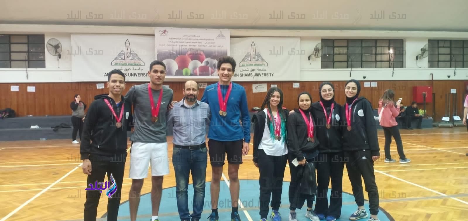 منتخب الريشة الطائرة لجامعة عين شمس 