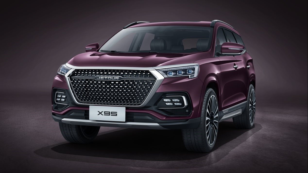 السيارة جيتور X95 موديل 2022