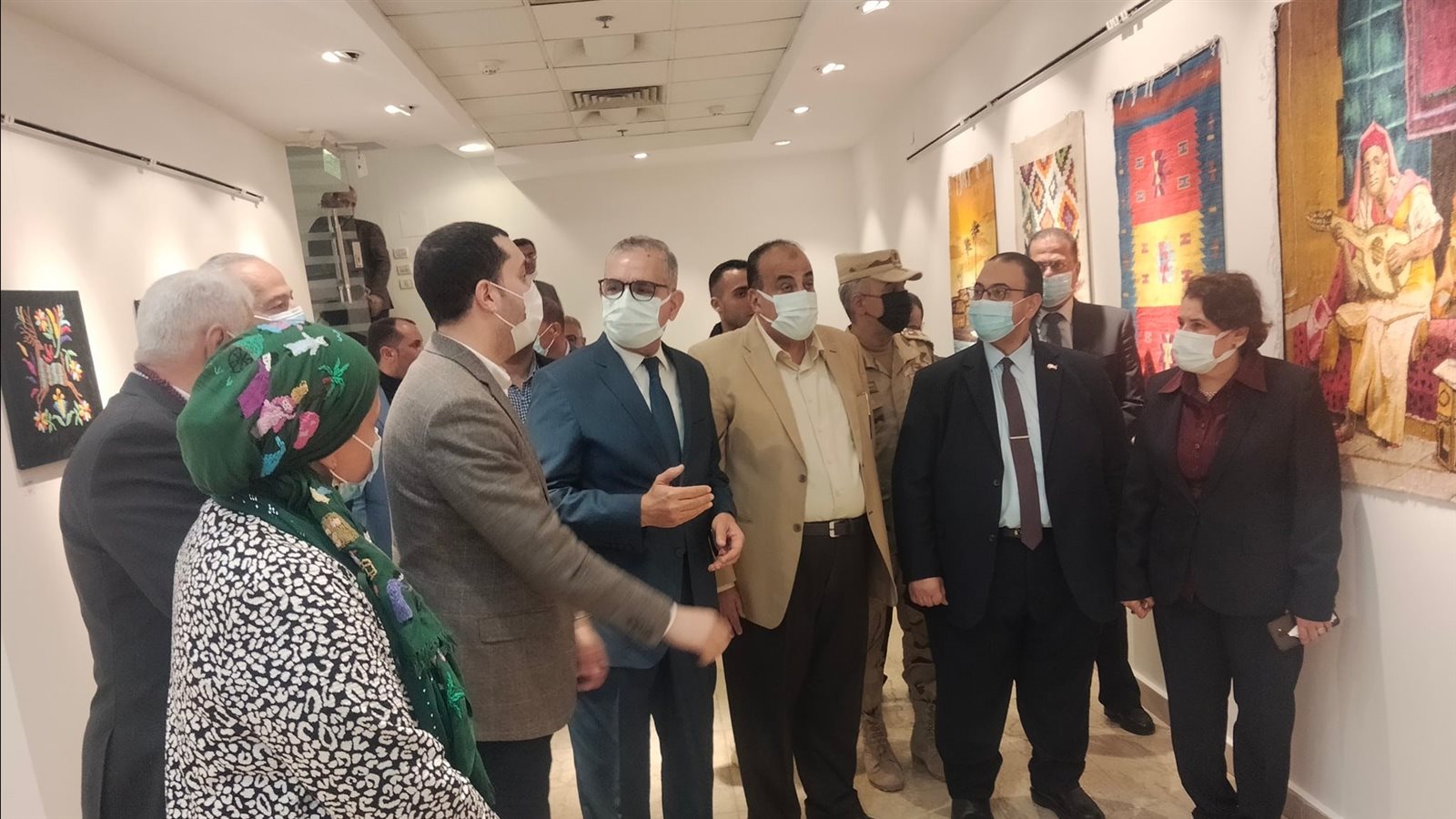 جانب من افتتاح المعرض