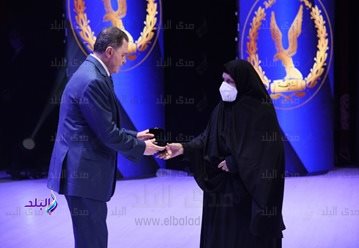 B3738E43-E337-48BD-872F-ACC95778AF80