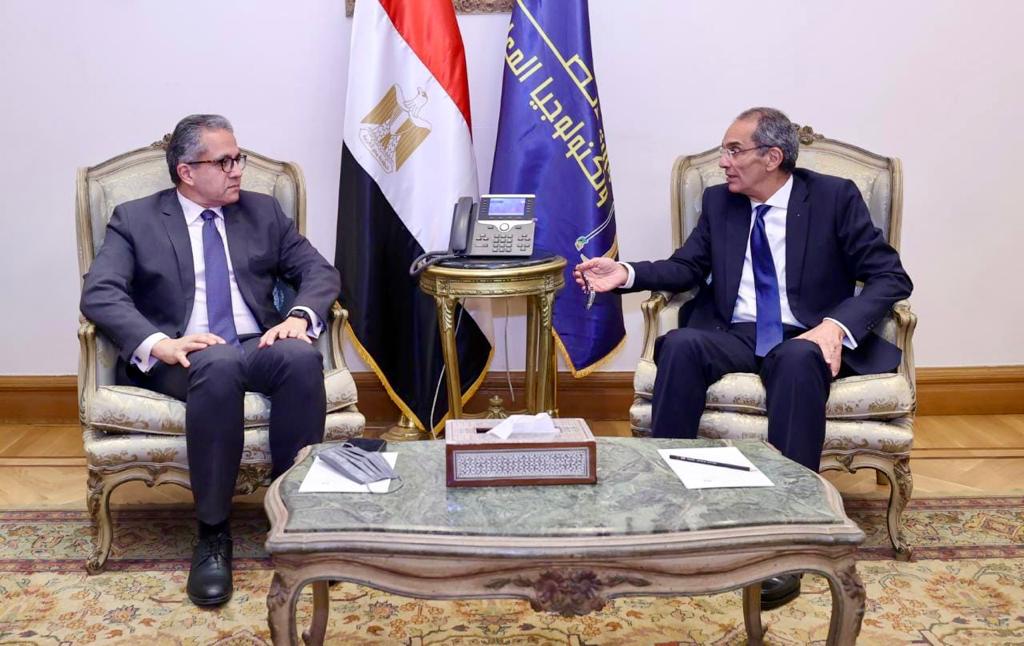 وزيرا السياحة والآثار و الاتصالات