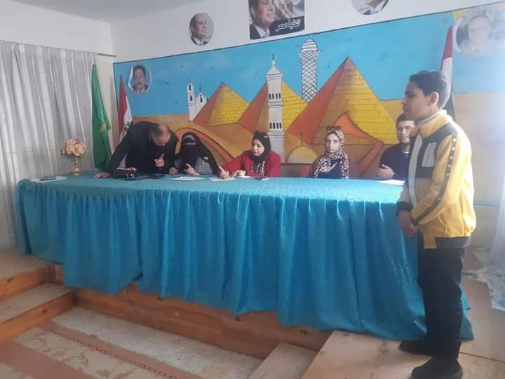 جانب من الندوة 