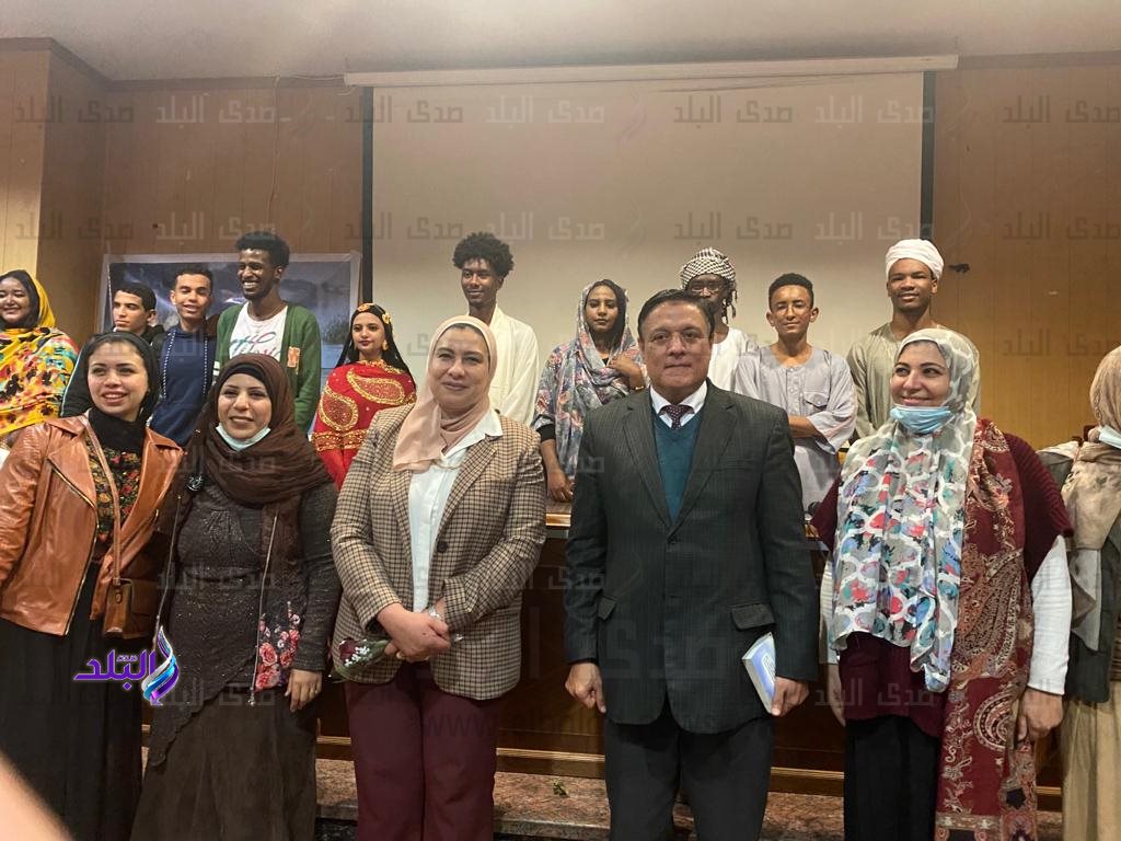 لقاء بالطلاب الوافدين بألسن عين شمس