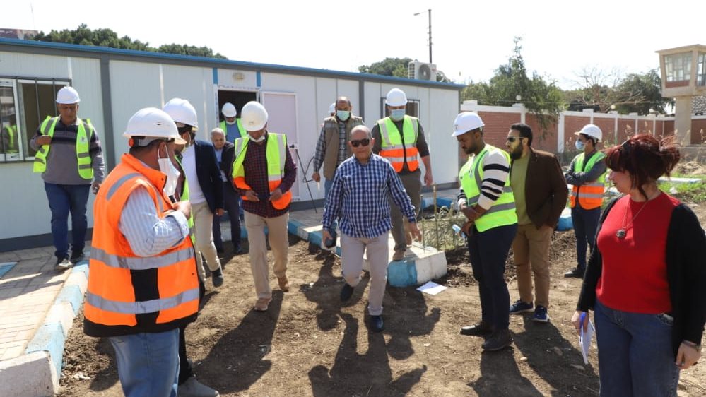 رئيس شركة مياه أسيوط يتفقد المحطة المرشحة بمنفلوط 