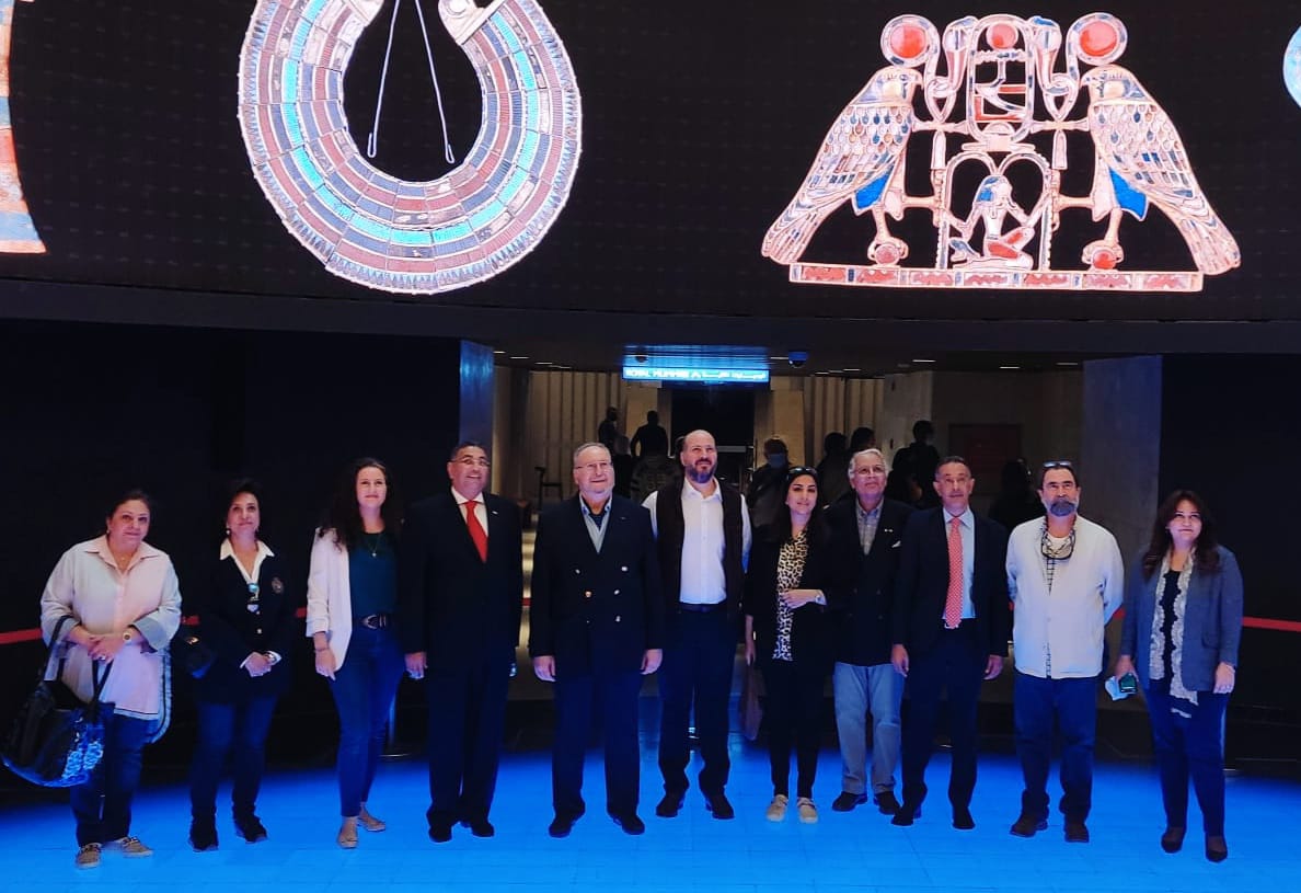 الملك أحمد فؤاد الثاني 