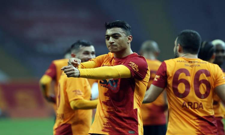 مصطفى محمد لاعب جالاتا سراي