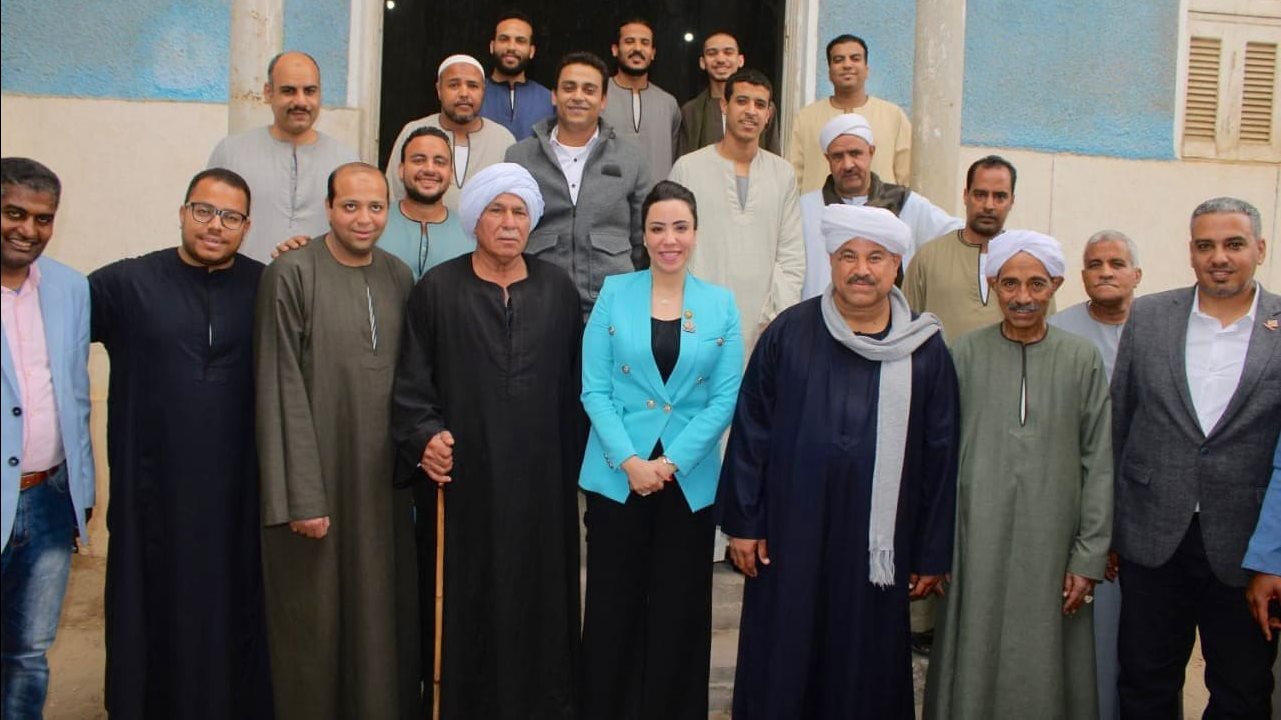 وفد «التنسيقية» يلتقي محافظ وشباب الأقصر