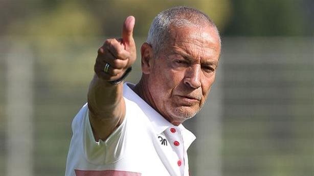 كشف حساب لـ فيريرا في ولايته الأولى مع الزمالك