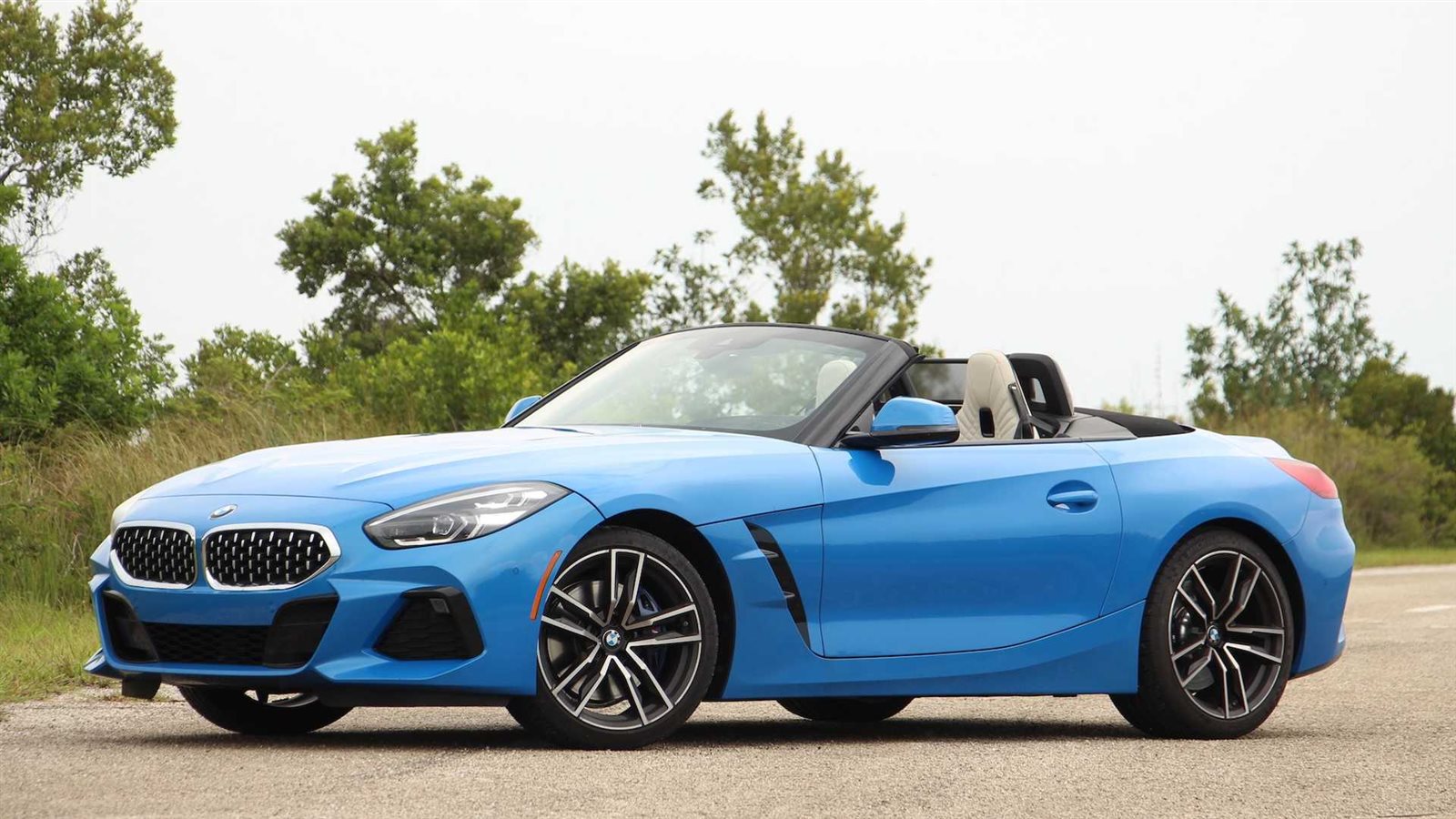 BMW  توقف إنتاج Z4 لمدة أسبوعين بسبب نقص قطع الغيار