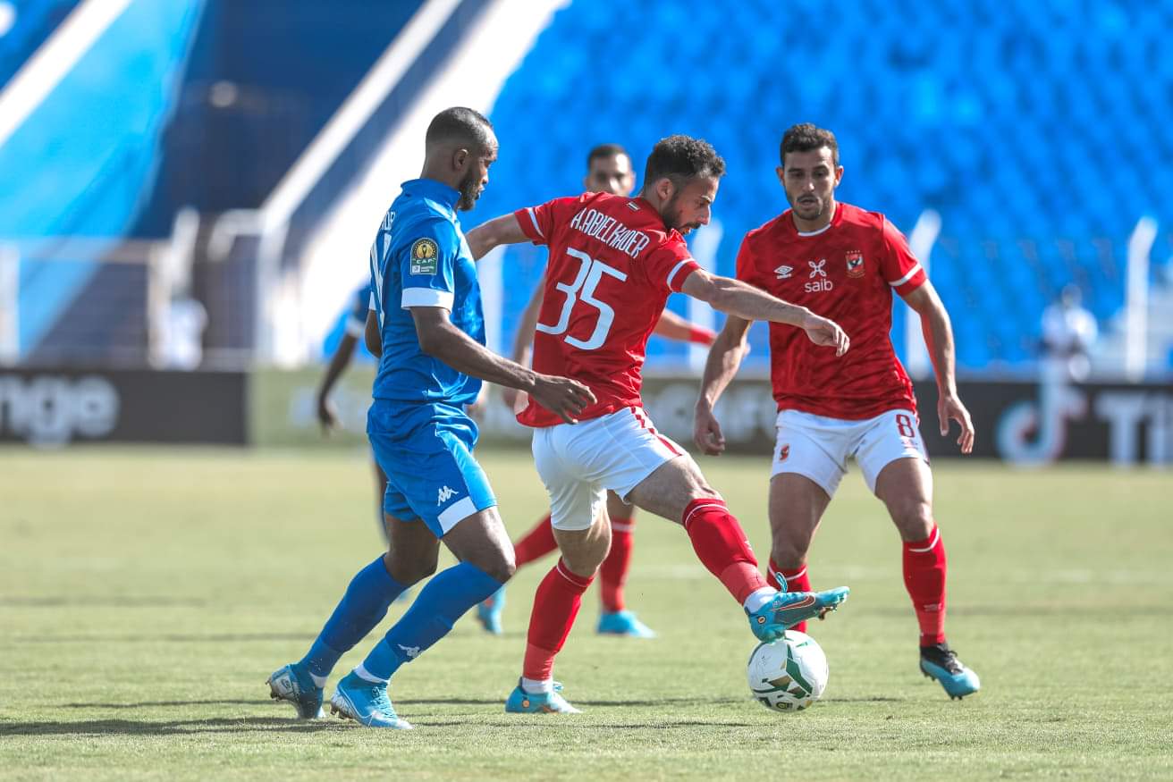 لقاء الهلال والأهلي