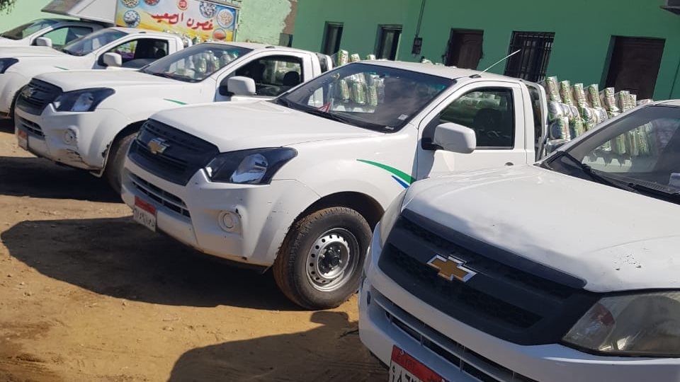 سيارات متنقلة لبيع السلع 