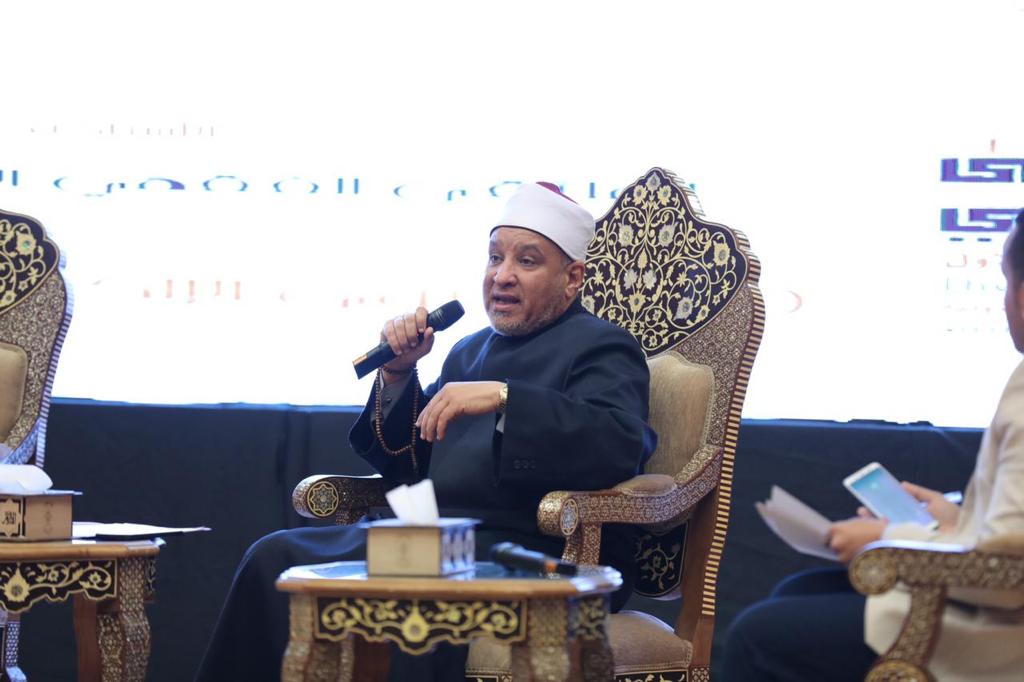 الدكتور حسن الصغير 