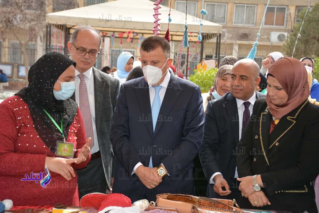المؤتمر الثاني في أسبوع العلم ببنات عين شمس