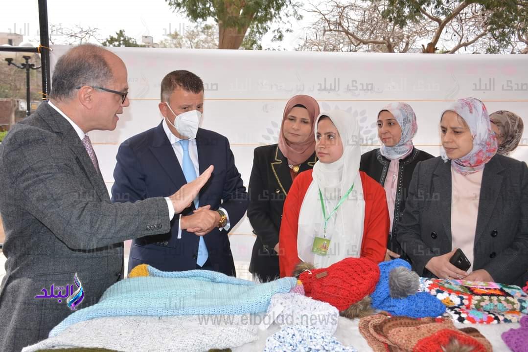 المؤتمر الثاني في أسبوع العلم ببنات عين شمس