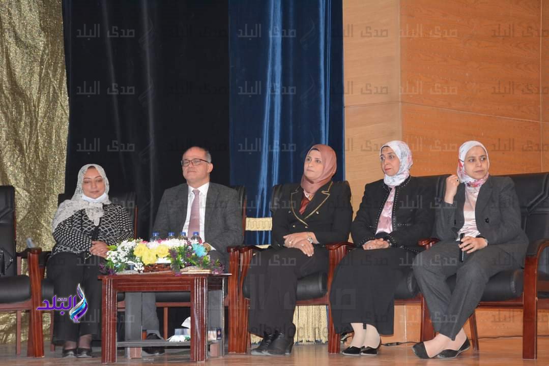 المؤتمر الثاني في أسبوع العلم ببنات عين شمس