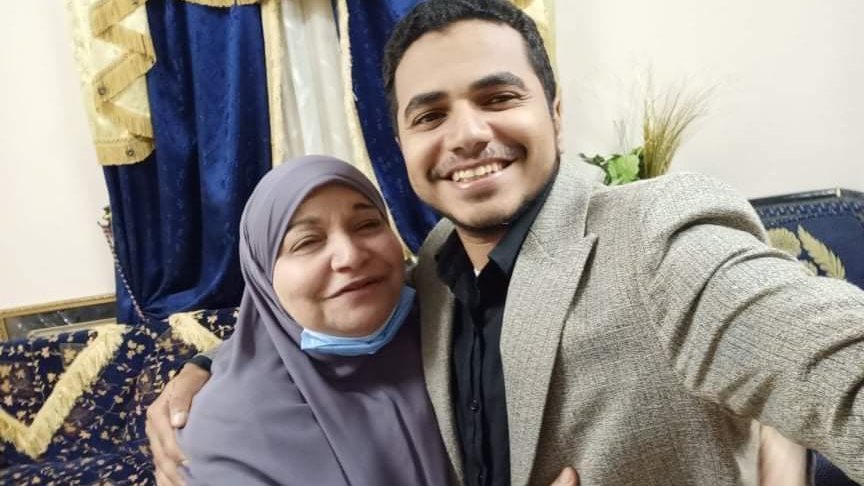 الام المثاليه