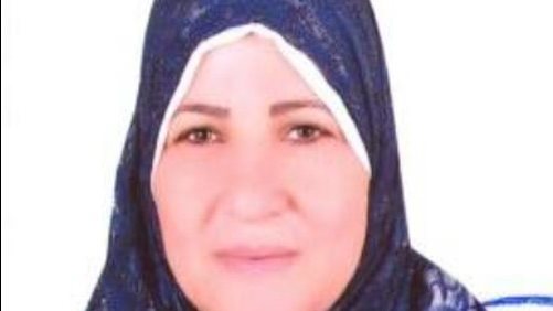  وحيدة الديداموني ، الأم المثالية على مستوى الجمهورية