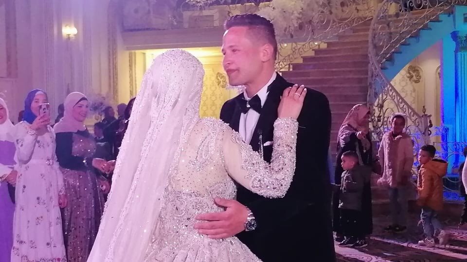 العريس والعروس 