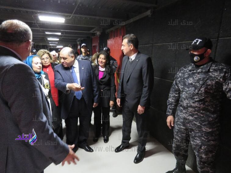 CDF2ACC4-D2AB-4062-9EF4-5A9533AC83D3