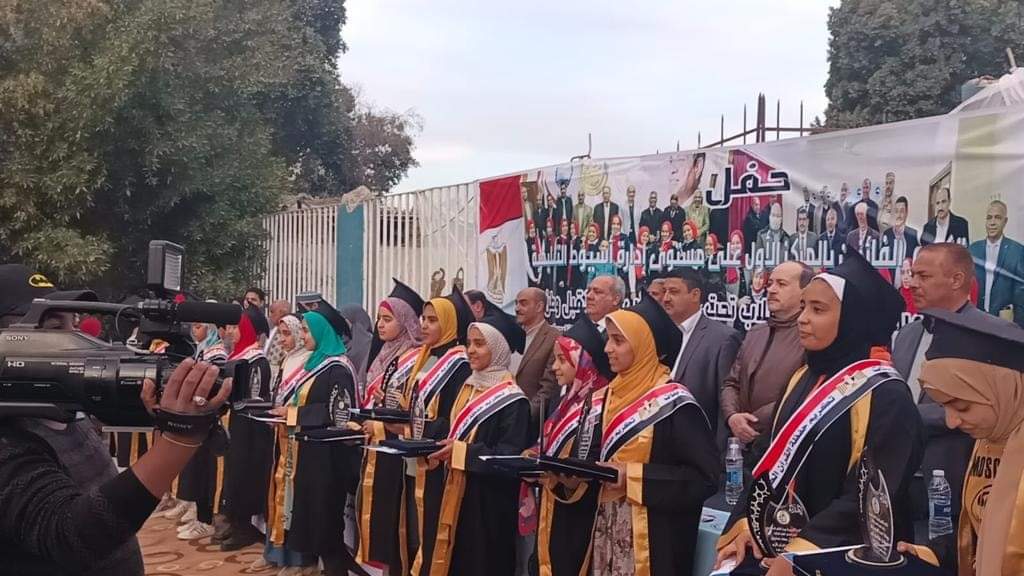 حزب مستقبل وطن يكرم الامهات حزب مستقبل وطن يكرم الامهات