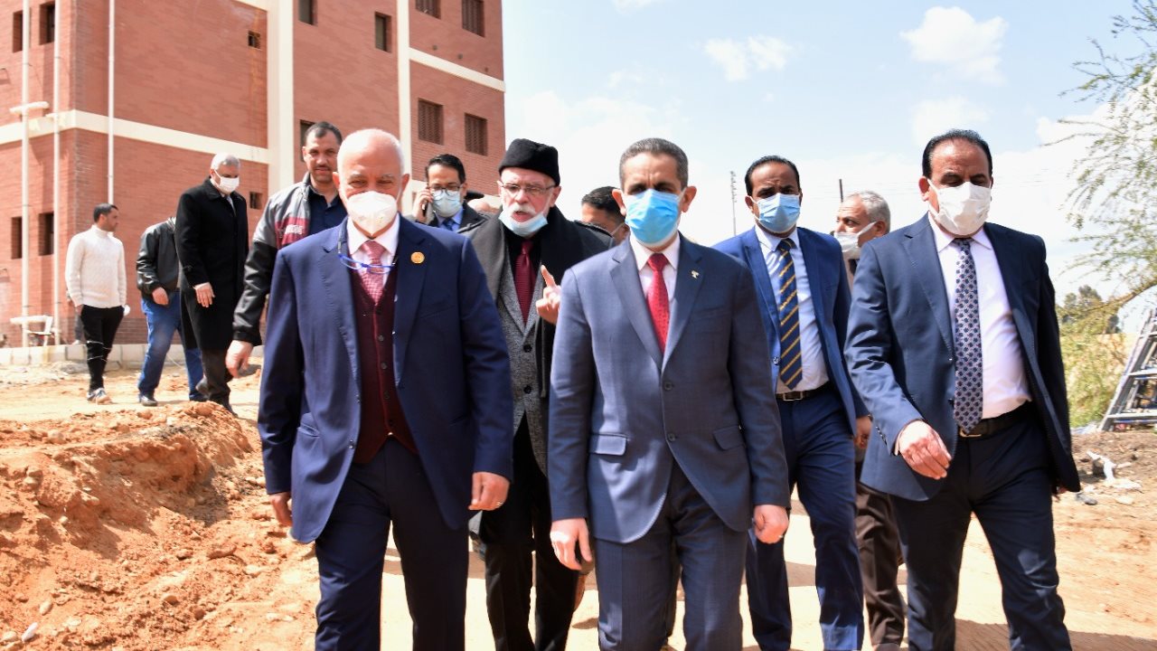 محافظ الغربية  