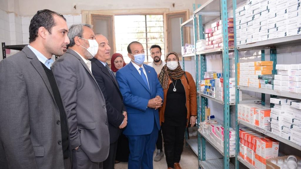 فحص وعلاج 1412 مواطناً بالمجان فى قافلة طبية بـ«إبشواي الملق