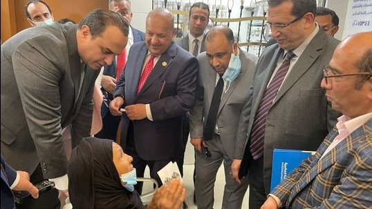 وفد صحة النواب في منطقة الكرنك