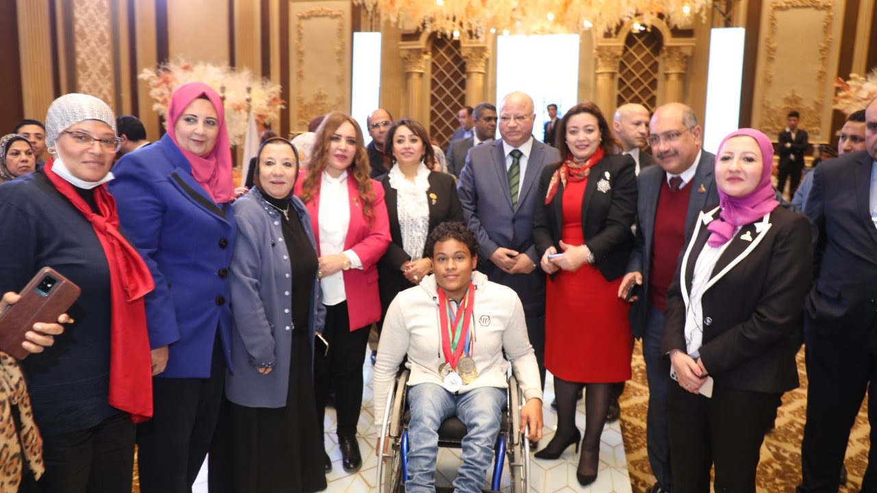 تكريم الأمهات