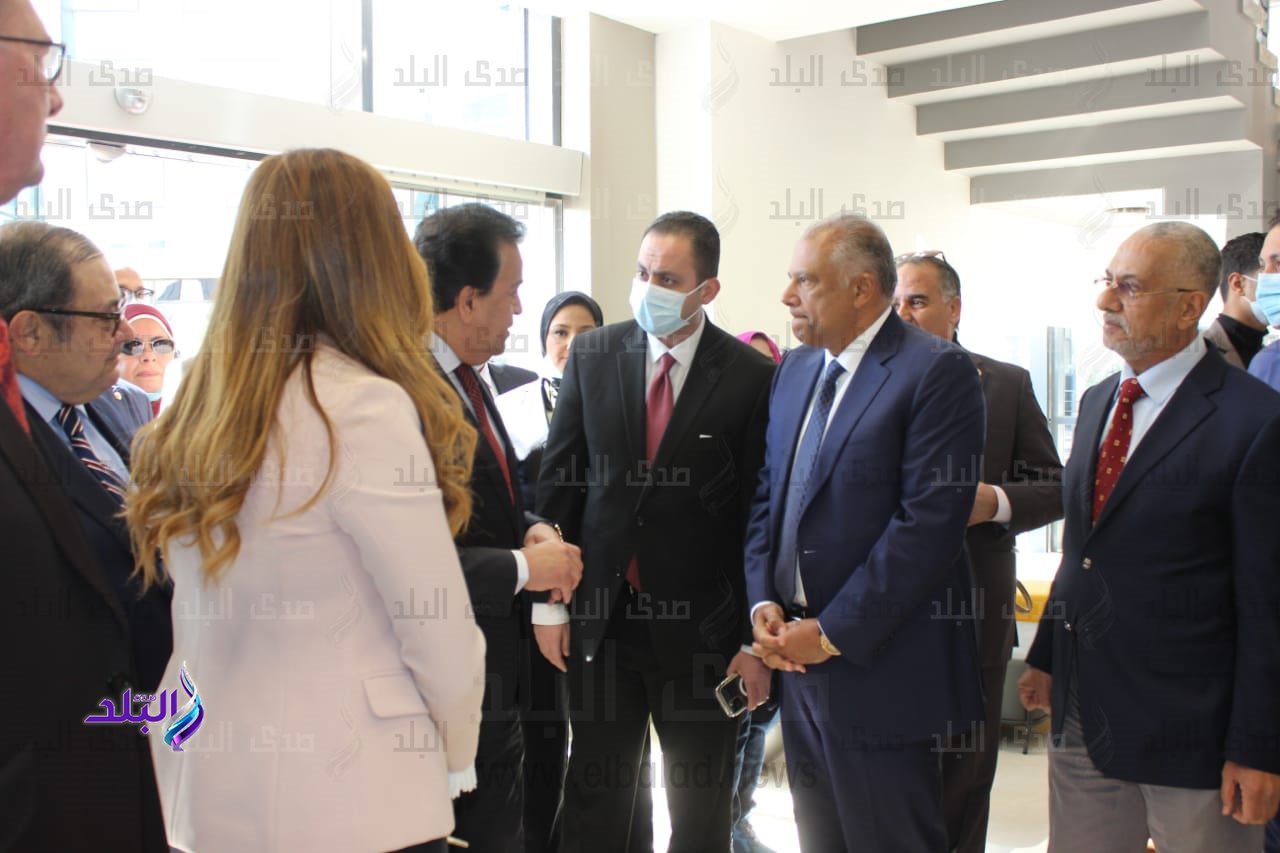 انطلاق جولة وزير التعليم العالي بتفقد أفرع الجامعات الأجنبية في العاصمة الإدارية