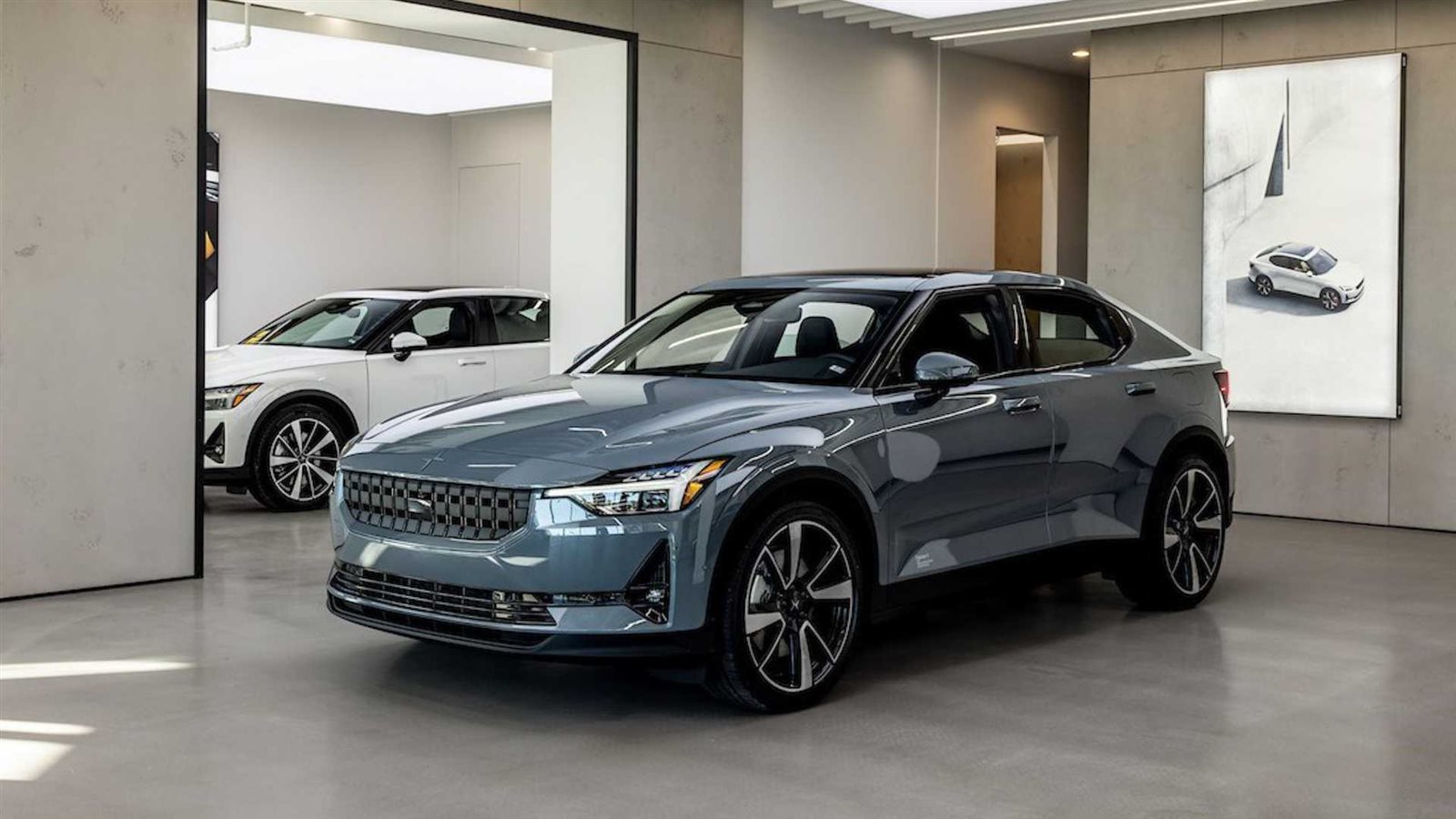 Polestar  تكشف عن طراز 2 أحادي المحرك بسعر 47200 دولار