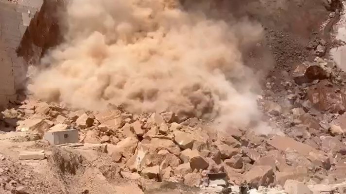 قتلى وجرحى بانهيار صخري في سلطنة عمان